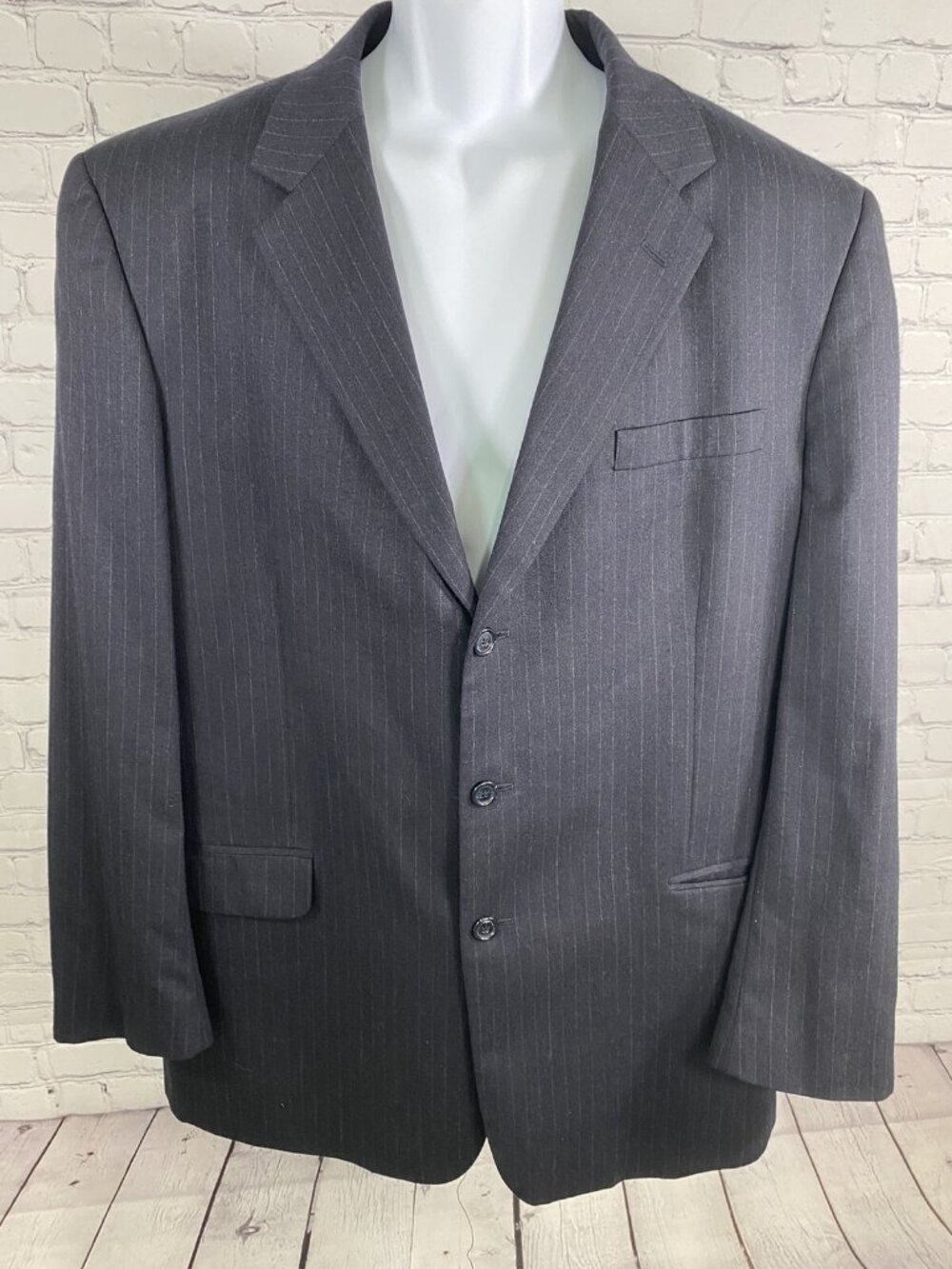 Jos A Bank Blue Pinstriped Wool Cashmere Three Button Blazer Jacket Men’s 46L